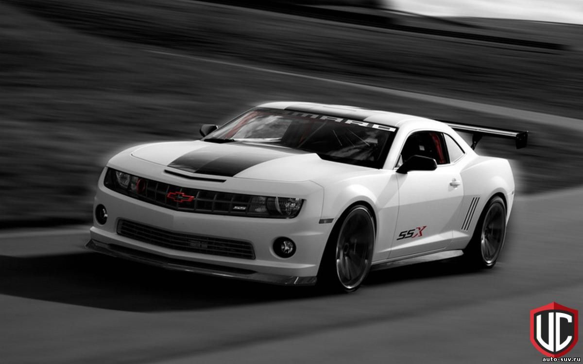 Две прокачанные модели Chevrolet Camaro