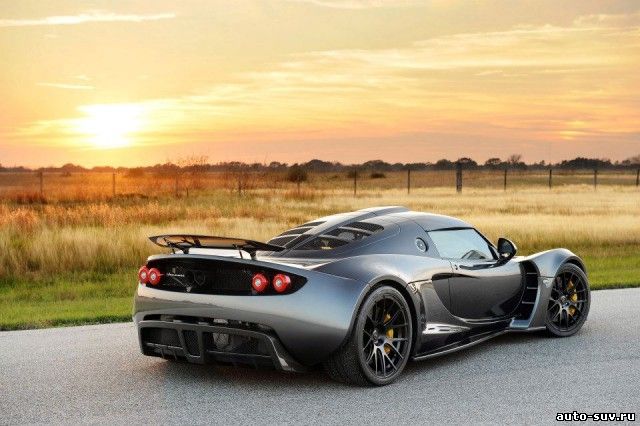 Суперкар рекордсмен Hennessey Venom GT разогнался до 270 миль.ч и собирается появится на Pebble Beach