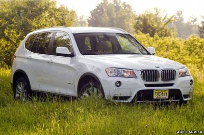 Паркетник BMW X3 xDrive28i 2011 года