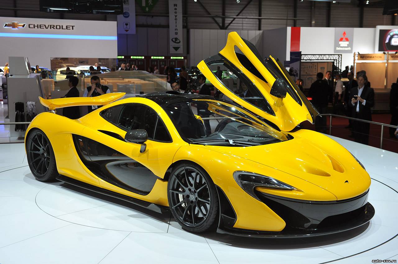 Видео: McLaren P1 во всей красе