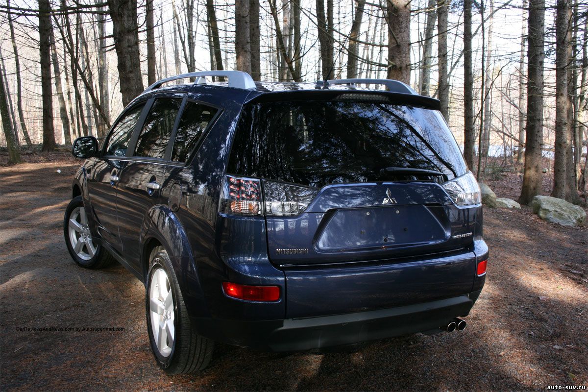 Самый маленький внедорожник 2007 года - Mitsubishi Outlander