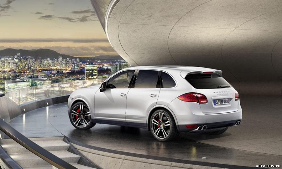 Кроссовер Porsche Cayenne 2014 года