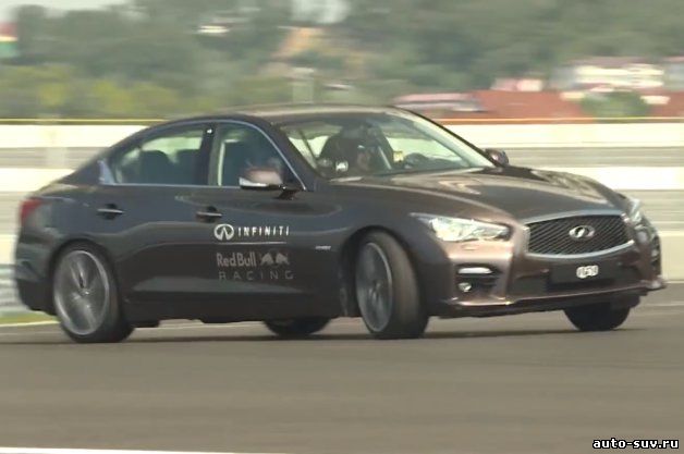 Феттель в очередной раз протестировал автомобиль компании Infiniti в Сочи