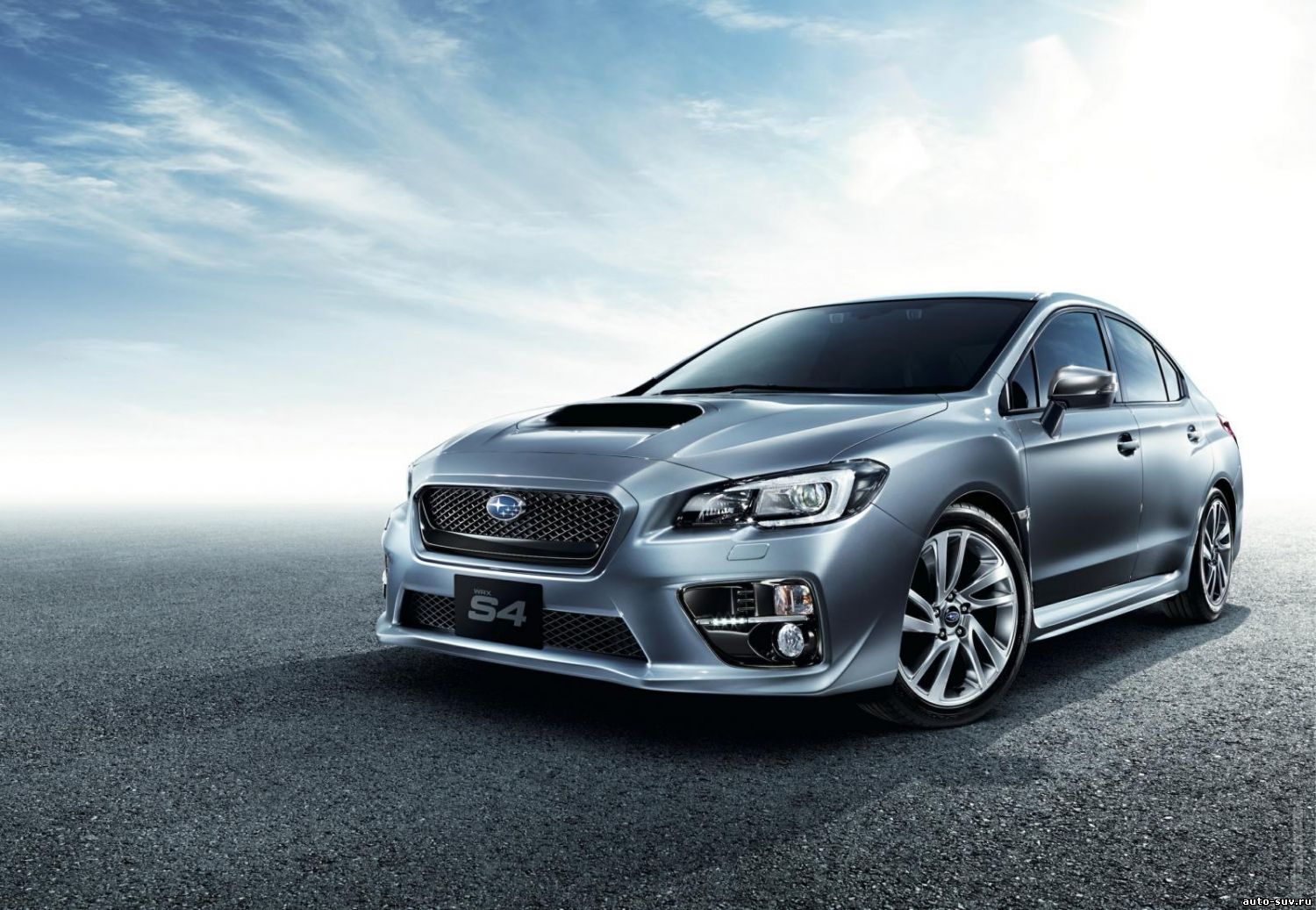 Спортивный седан Subaru WRX S4 поступил в продажу в Японии