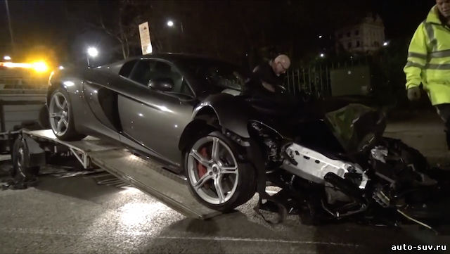 Видео: McLaren 650S Spider разбился в Лондоне