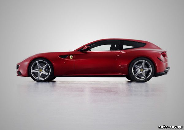 Суперкар FERRARI FF 2012 года