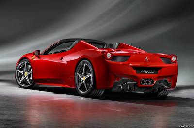 Спорткар FERRARI 458 SPIDER 2012 года