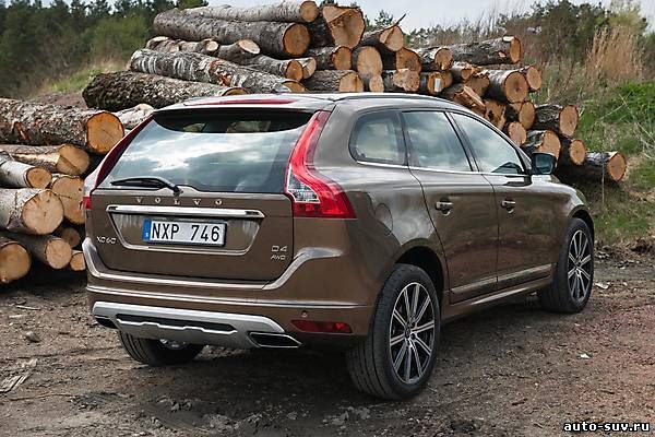 Кроссовер Вольво XC60 2014 года