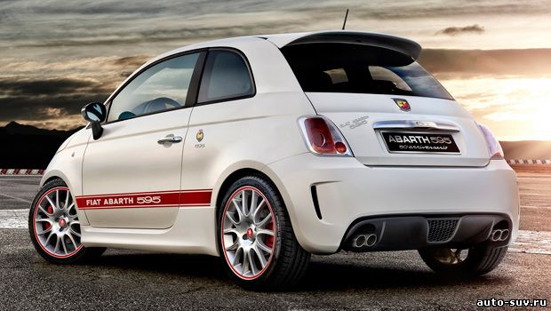 Abarth представит юбилейную модель 595 во Франкфурте