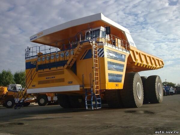 БелАЗ продемонстрировал самую большую машину в мире
